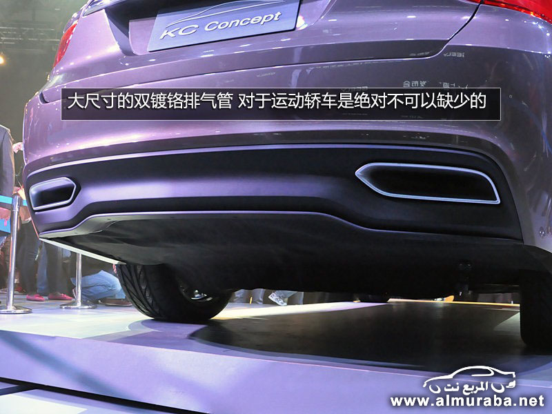 نموذج سيارة جيلي كي سي بالسطح المنحني تظهر في بداية معرض شنغهاي Geely KC 16